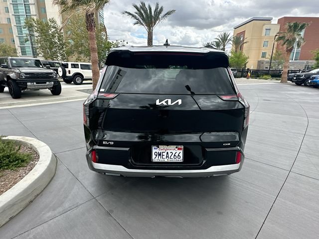 Certified Used 2024 Aurora Black Pearl Kia GT-Line image 6
