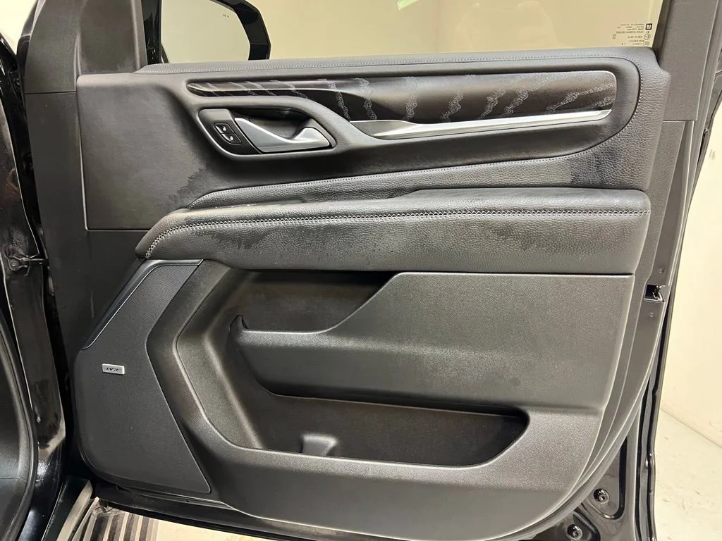 Used 2022 Onyx Black GMC Denali image 30