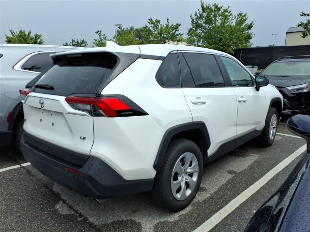 Used 2025 White Toyota LE image 4