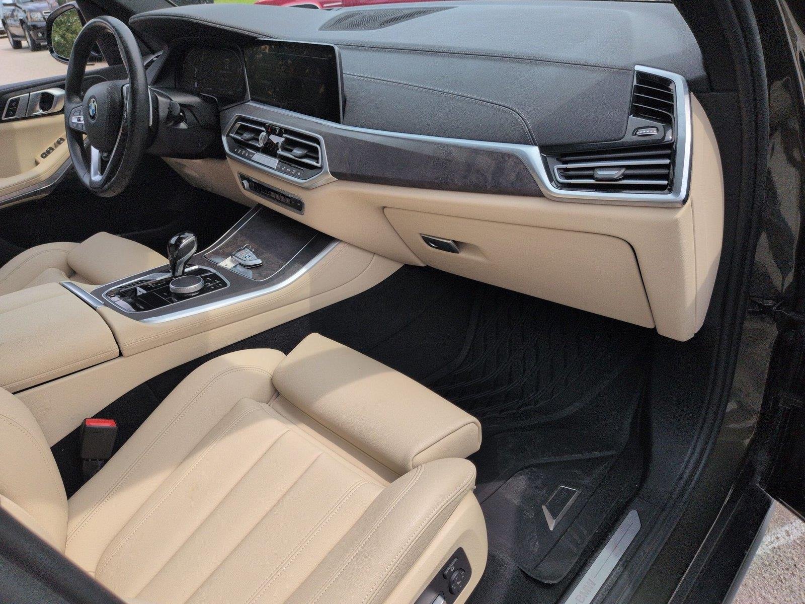 Used 2022 Manhattan Green Metallic BMW xDrive40i image 40