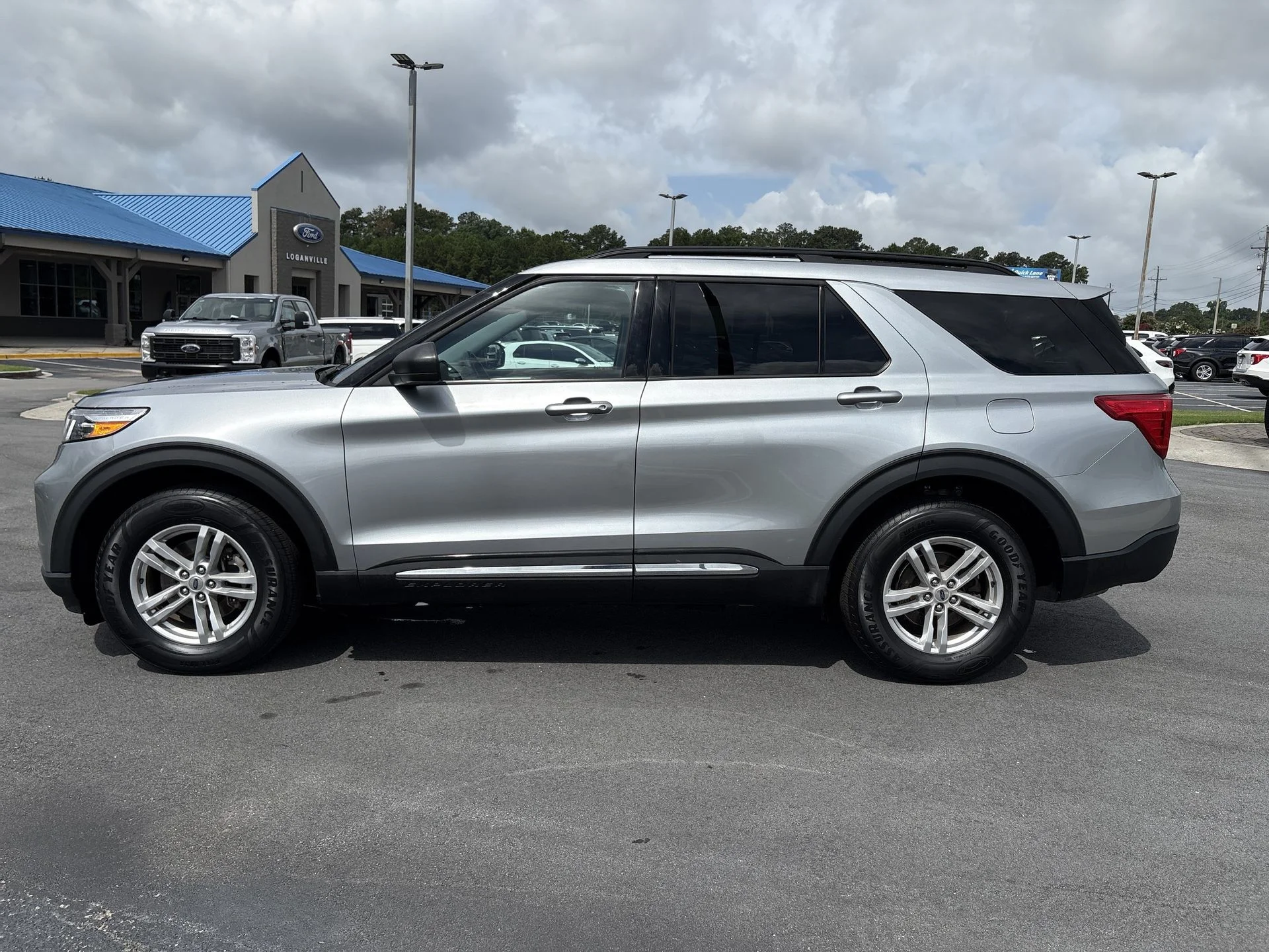Certified Used 2023 Silver Metallic Ford XLT image 23