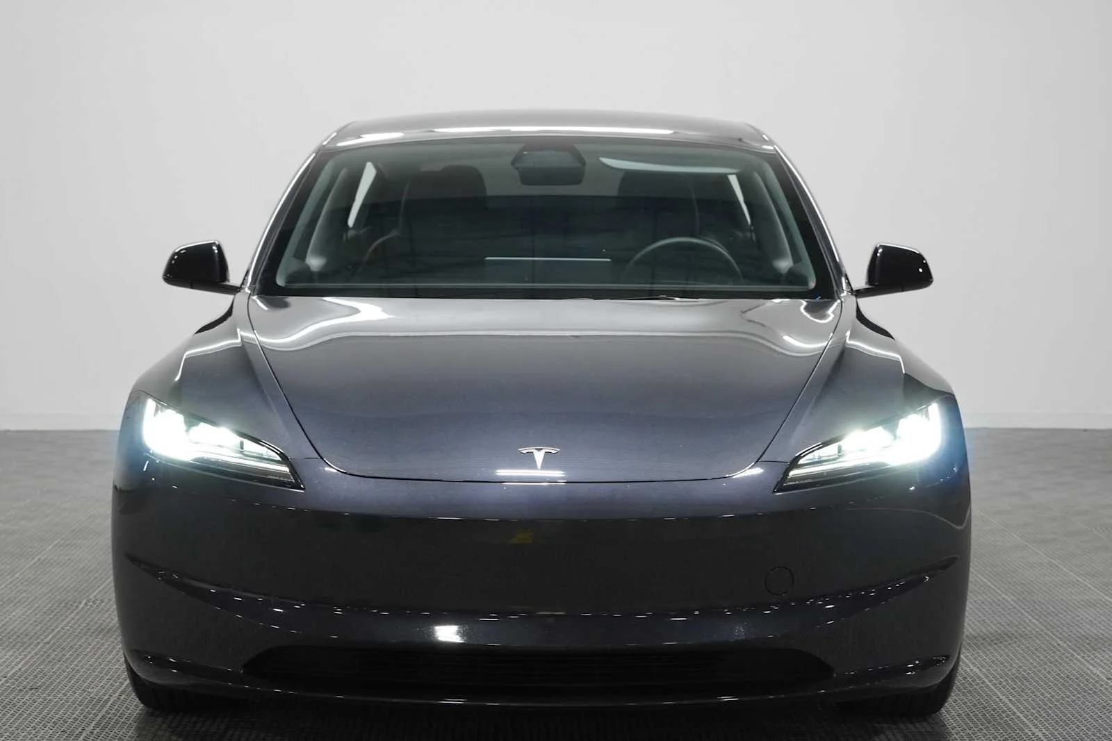 Used 2025 Tesla Model 3 Long Range with VIN 5YJ3E1EAXSF928585 for sale in Grapevine, TX