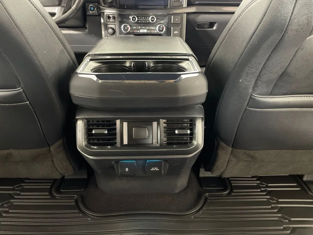 Used 2023 Agate Black Metallic Ford XLT image 21