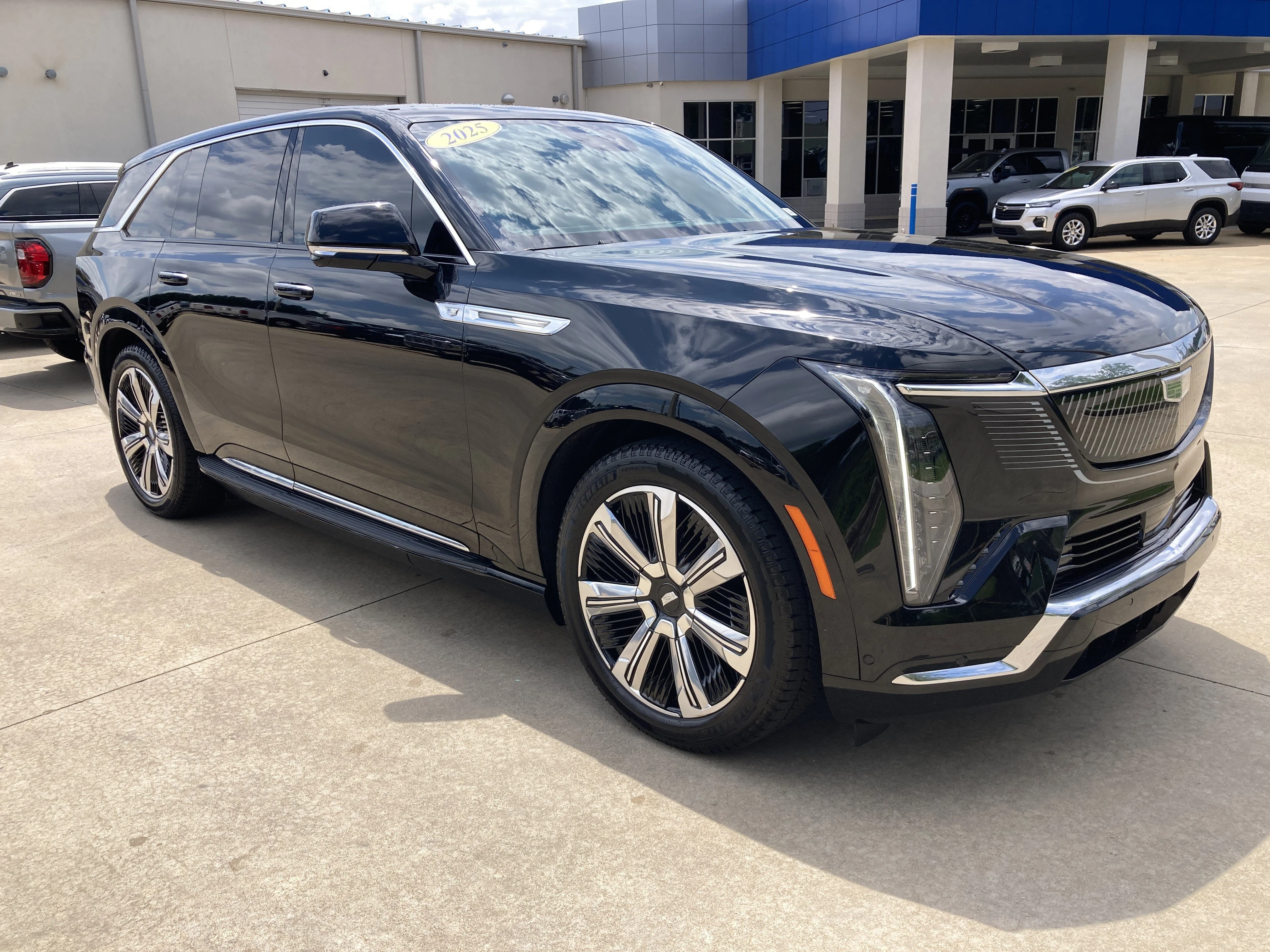 Used 2025 Black Raven Cadillac Luxury 2 image 3