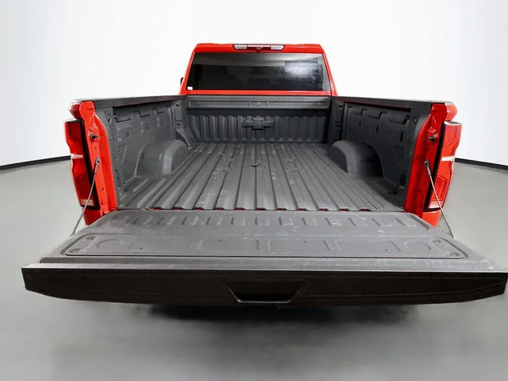 Used 2025 Red Chevrolet LT image 24