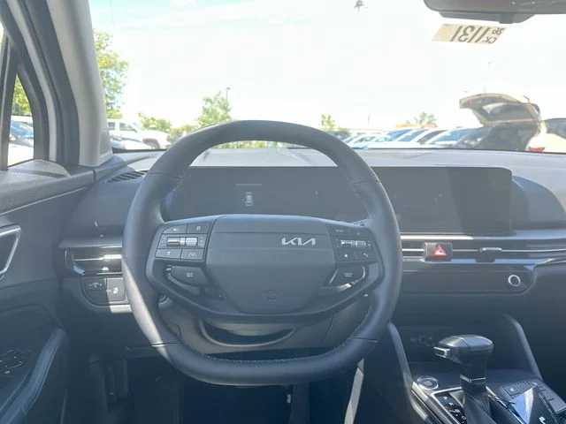 New 2026 Glacial White Pearl Kia LX image 13