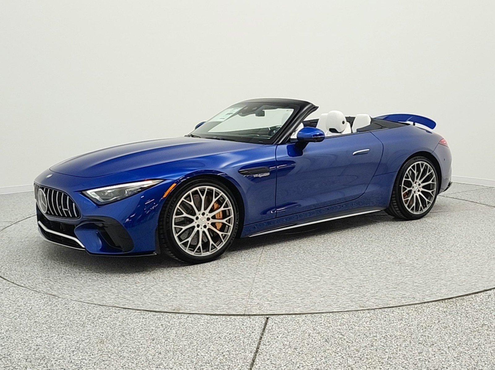2026 Mercedes-Benz SL Mercedes-AMG SL 63 E Performance 4MATIC+'s photo