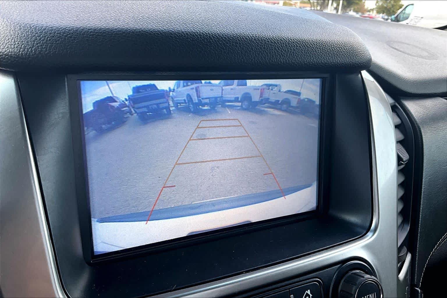 Used 2019 Summit White Chevrolet LT image 26