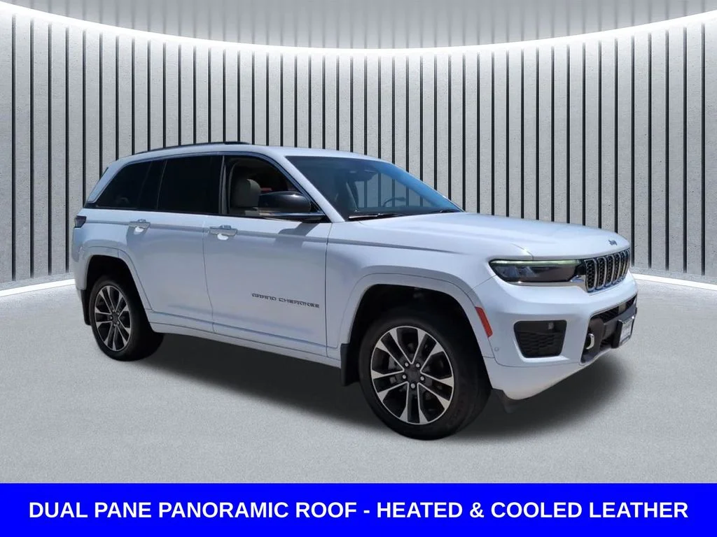 Used 2023 White Jeep Overland image 3