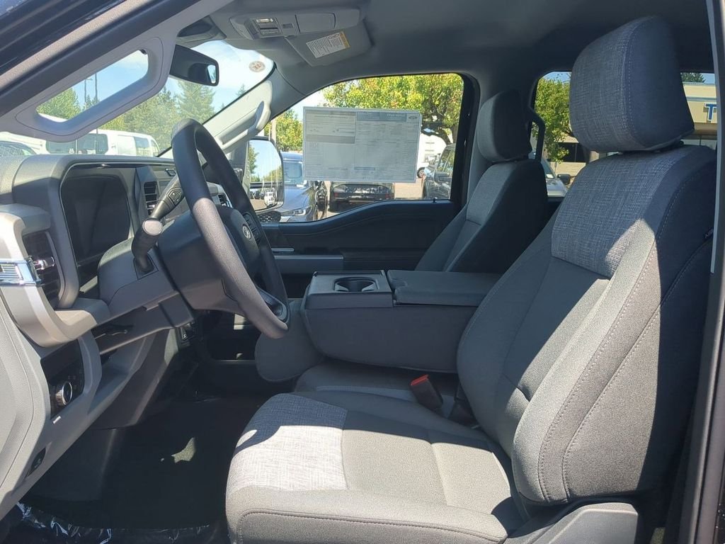 2025 Ford F-350 Super Duty XLT - Photo 46
