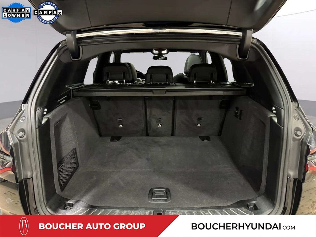 Used 2023 Black BMW xDrive30i image 29