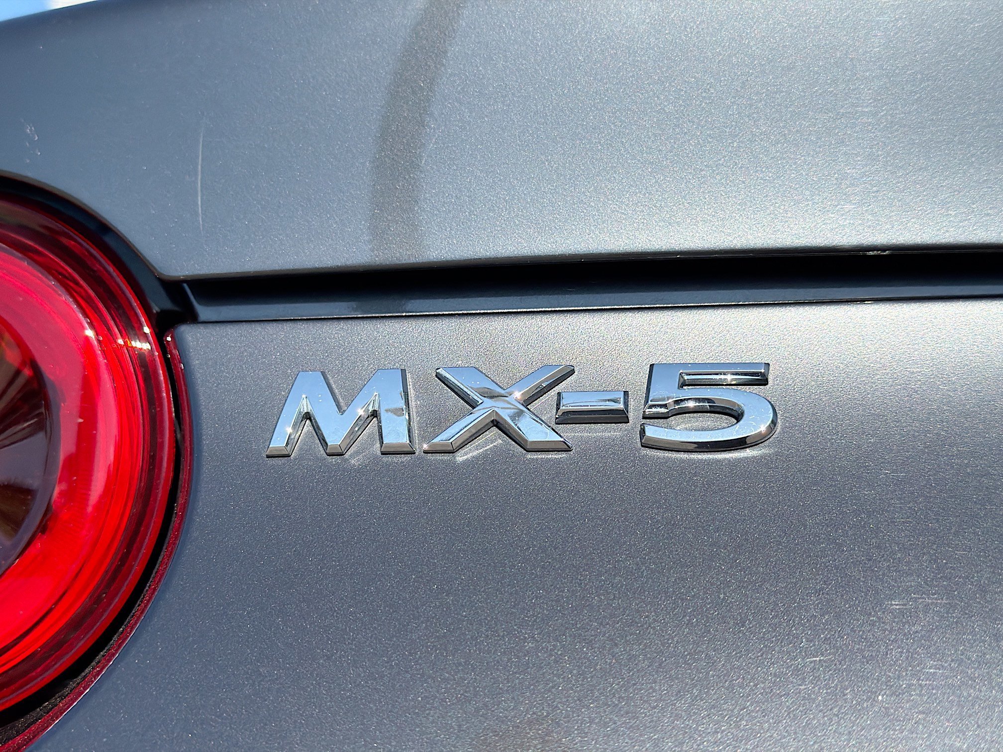 Used 2025 Machine Gray Metallic Mazda Grand Touring image 11