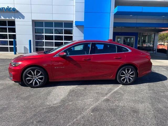 Used 2016 Chevrolet Malibu 2LT with VIN 1G1ZF5SX1GF331019 for sale in Rochester, IN