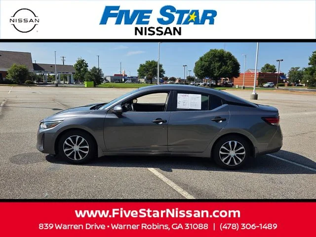 Used 2025 Gray Nissan S image 4