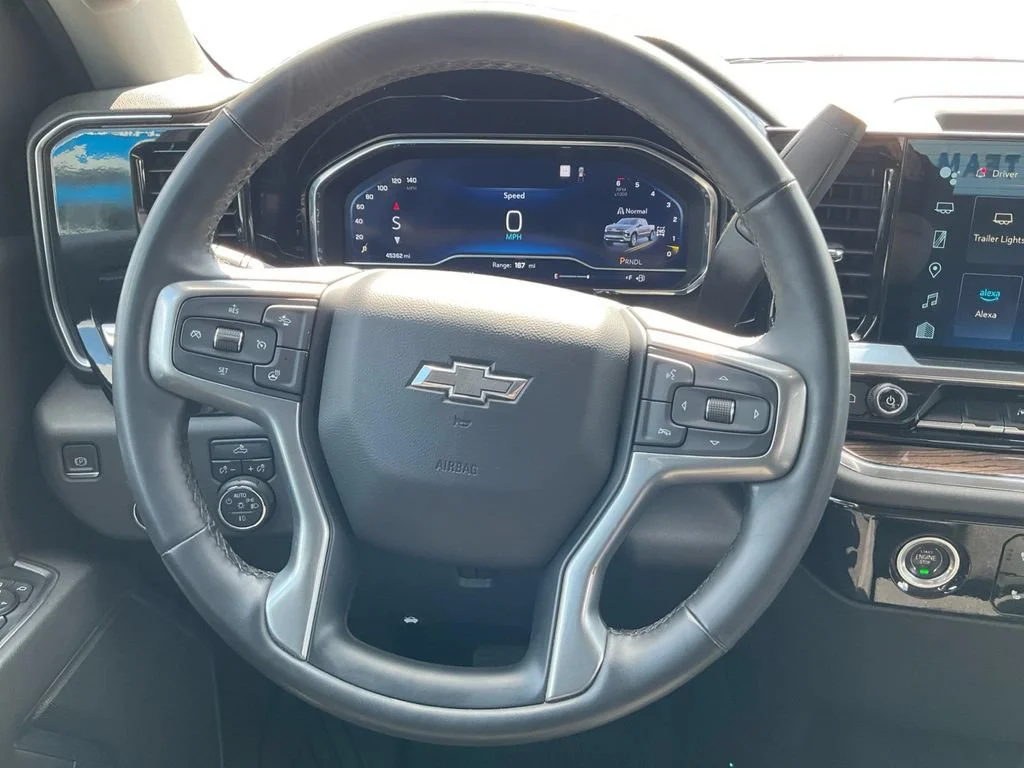Used 2023 Radiant Red Tintcoat Chevrolet RST image 16