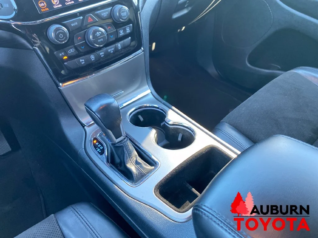 Used 2020 Bright White Clearcoat Jeep Altitude image 14
