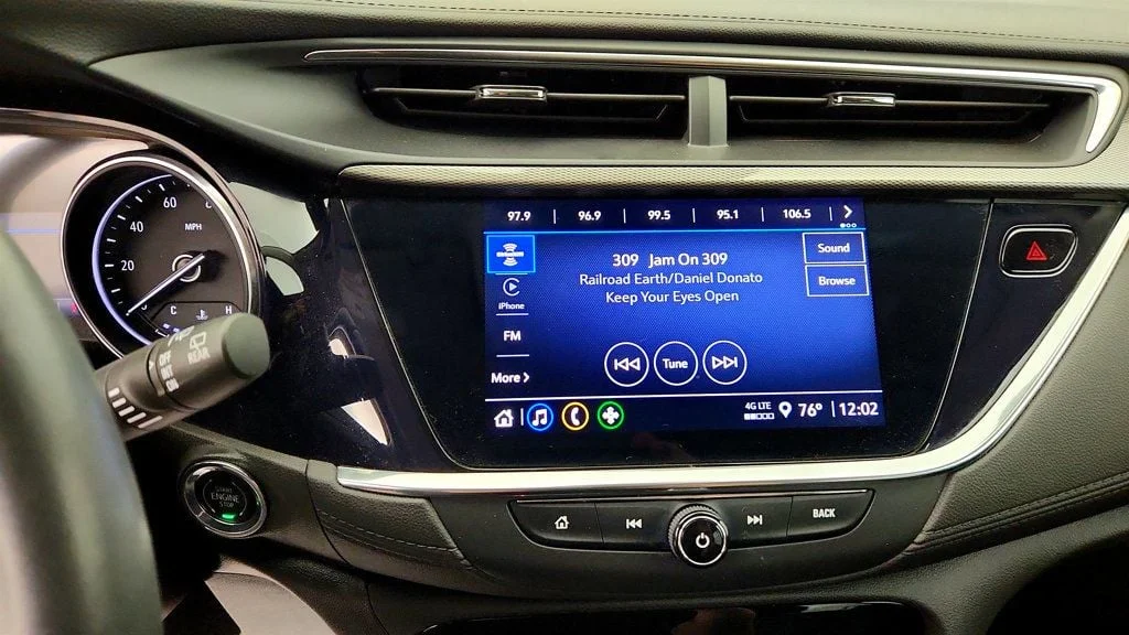 Used 2023 Moonstone Gray Metallic Buick AWD 4dr Preferred w/ OnStar & Connected Svcs & Cold Weather Pkg image 17