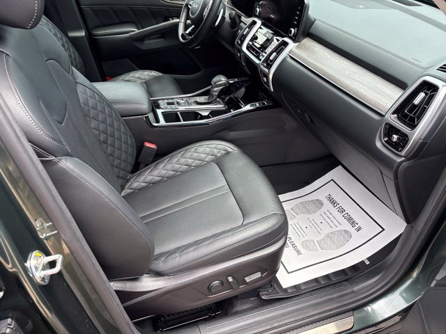 Used 2022 Green Kia X-Line SX Prestige image 11