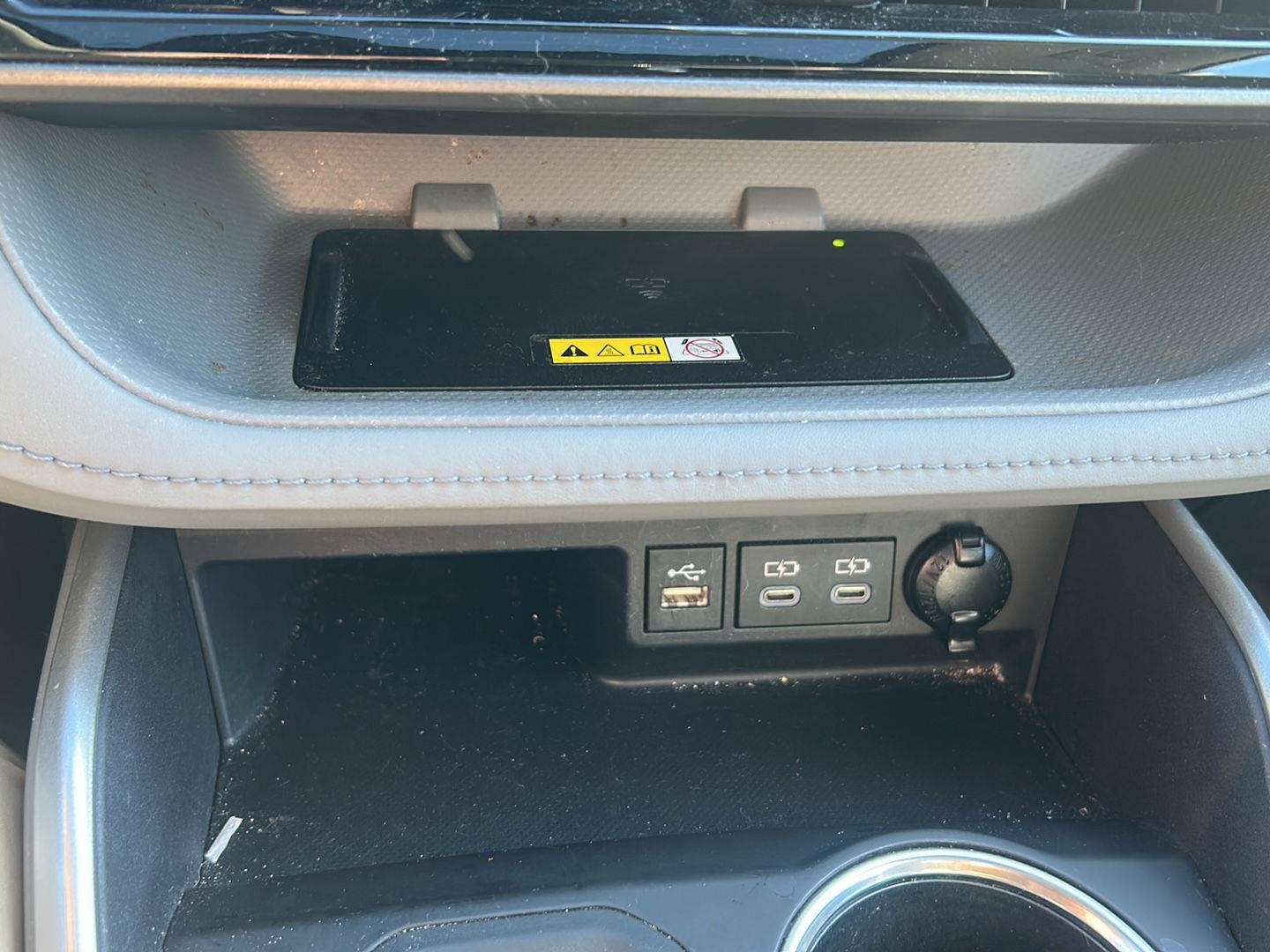 Used 2023 Wind Chill Pearl Toyota XLE image 21