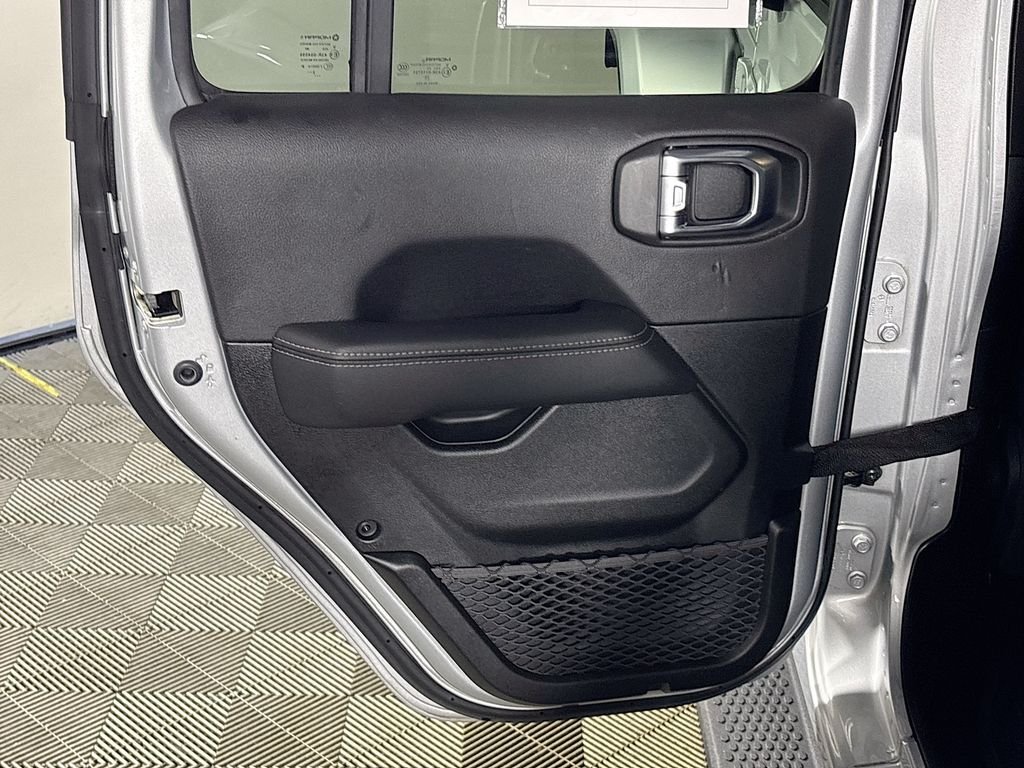 Used 2023 Silver Jeep Sahara 4xe image 19