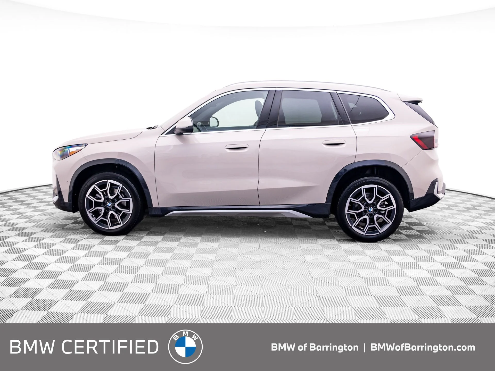Certified Used 2026 Beige BMW xDrive28i image 2