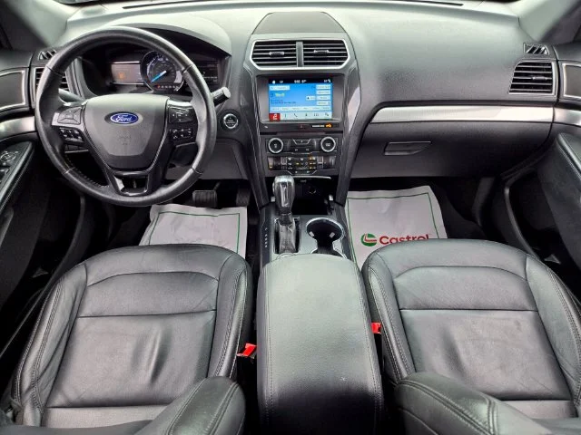 Used 2018 Burgundy Ford XLT image 14