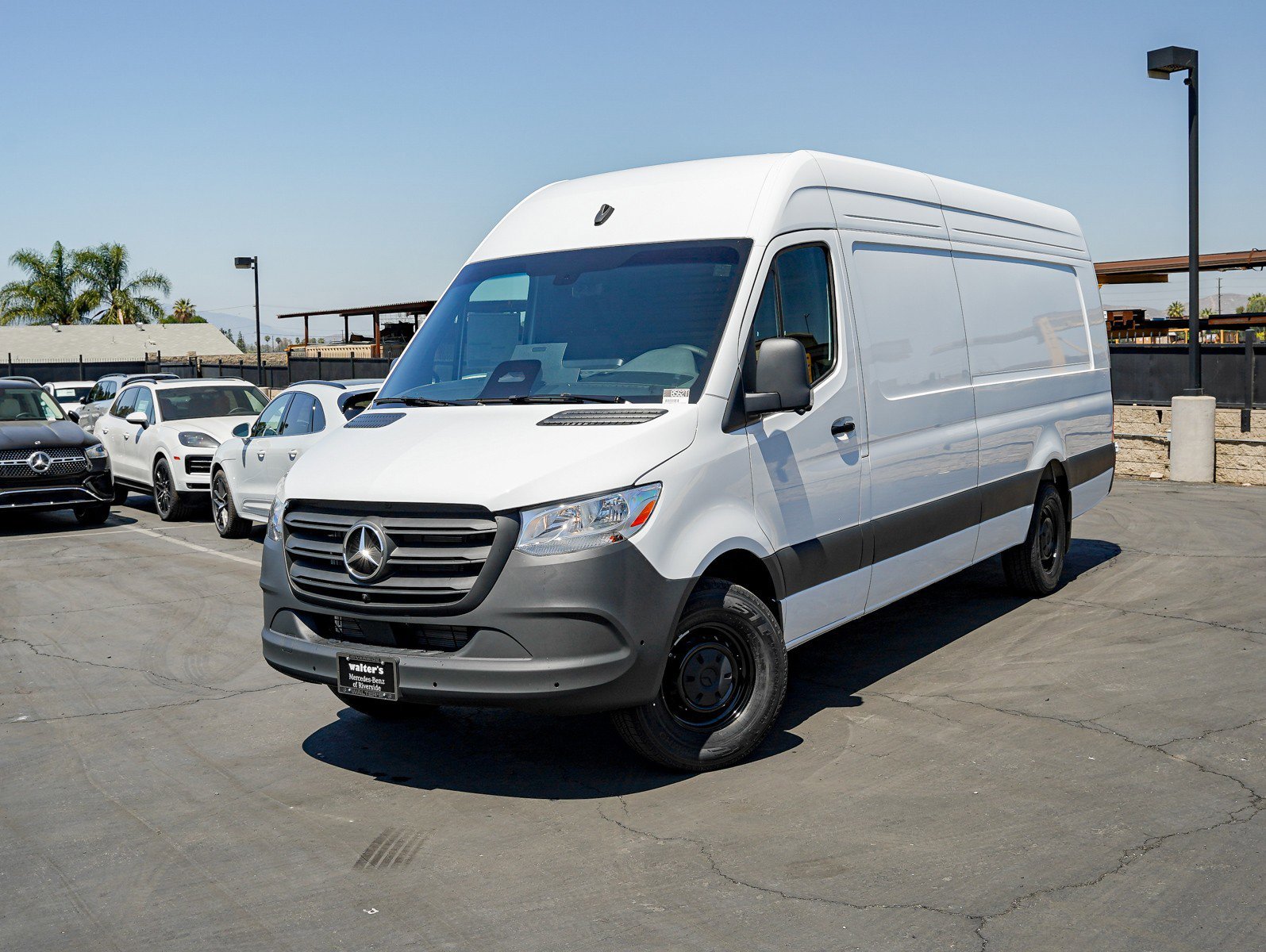 2026 Mercedes-Benz Sprinter 2500 170 Ext WB HO High Roof's photo