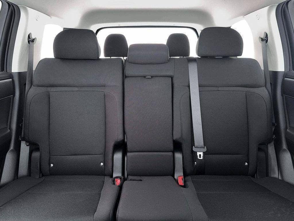 New 2026 White Hyundai SE AWD image 20