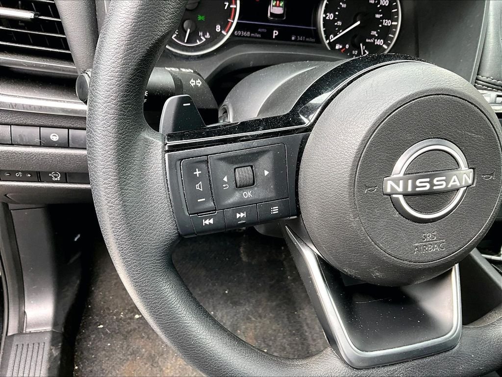 Used 2023 Super Black Nissan SV image 22