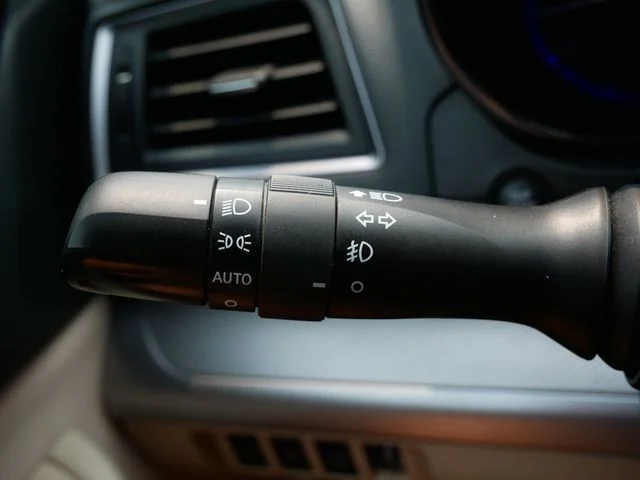 Used 2016 Green Metallic Subaru 2.5i Premium image 19