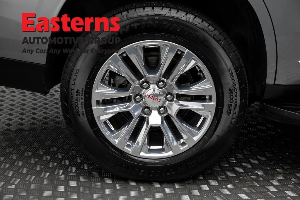 Used 2025 Silver GMC Denali image 35