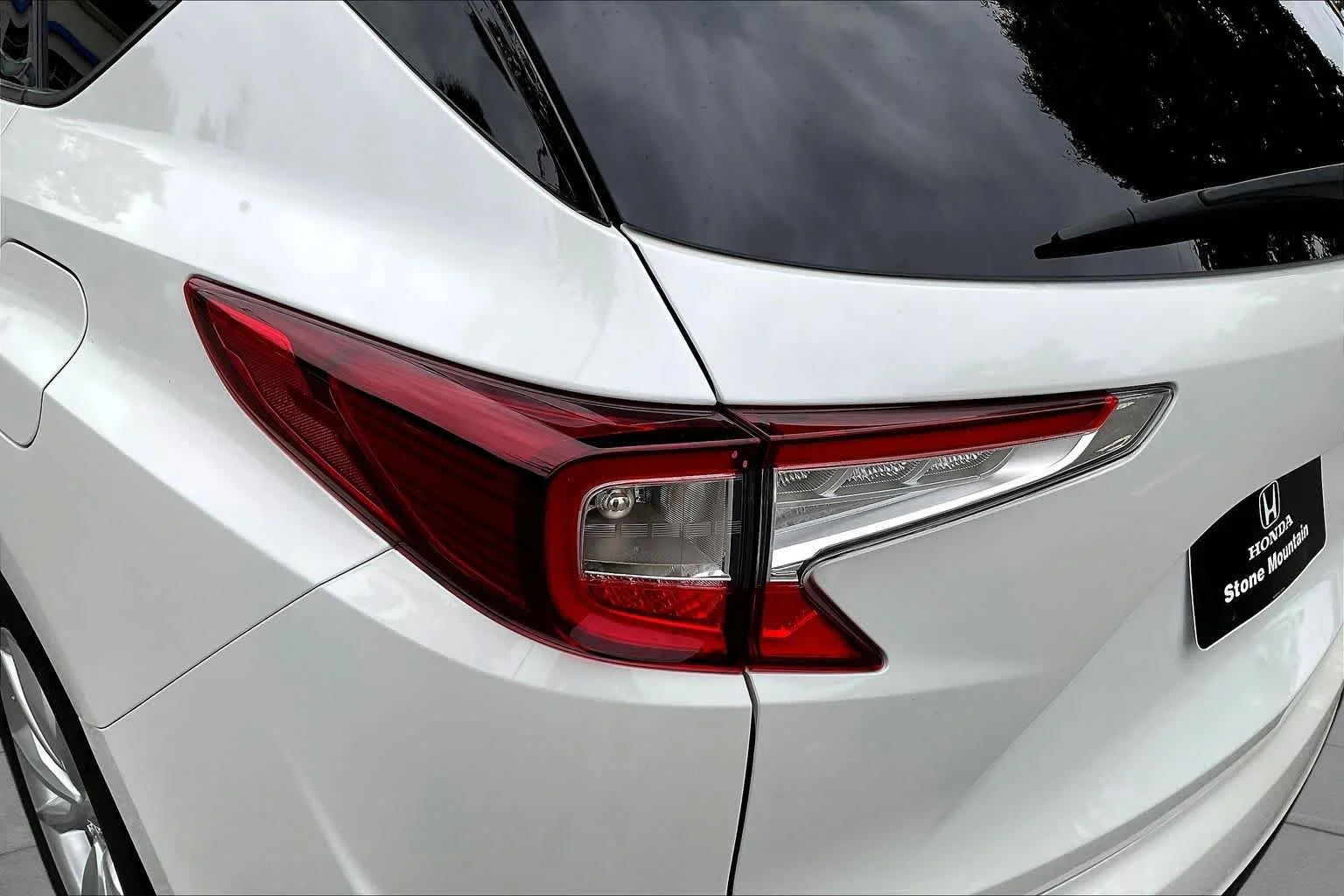 Used 2020 Platinum White Pearl Acura  image 29