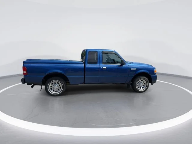 Used 2011 Blue Ford XLT image 8