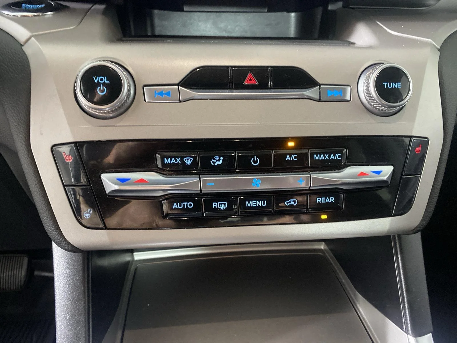 Used 2023 Carbonized Gray Ford XLT image 22