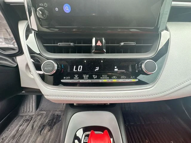 Used 2023  Toyota SE image 20