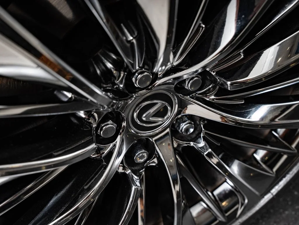 Used 2023 Atomic Silver Lexus 500 image 8
