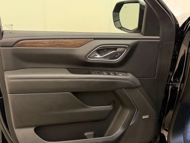 Used 2023 Black Chevrolet High Country image 21