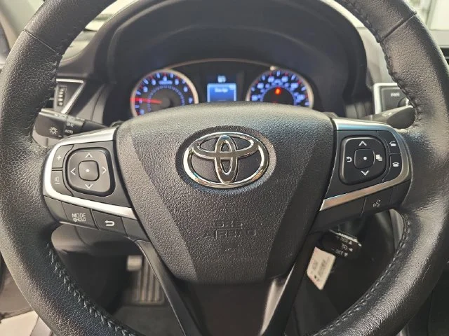 Used 2015 Predawn Gray Mica Toyota SE image 26