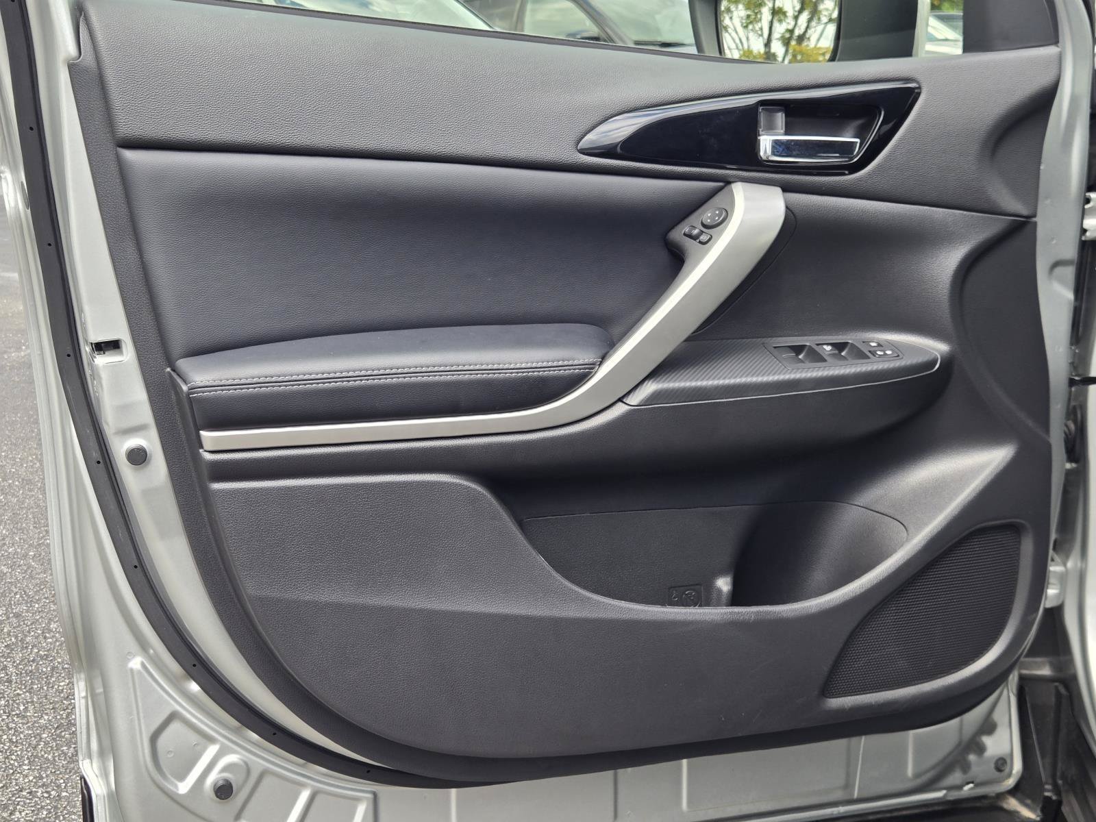 2025 Mitsubishi Eclipse Cross SE - Photo 19