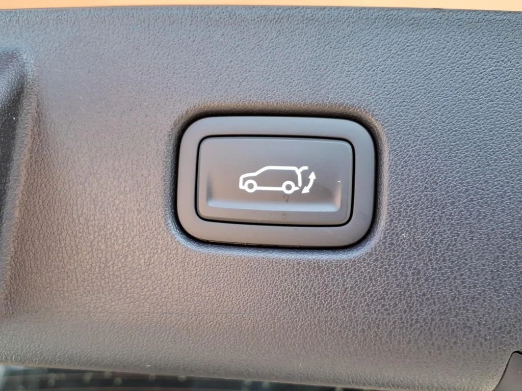 New 2027 Brown Kia X-Line S image 12