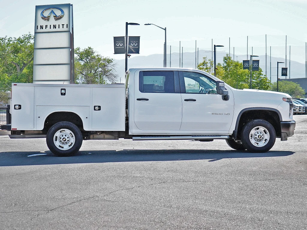 Used 2020 Summit White Chevrolet Work Truck image 12