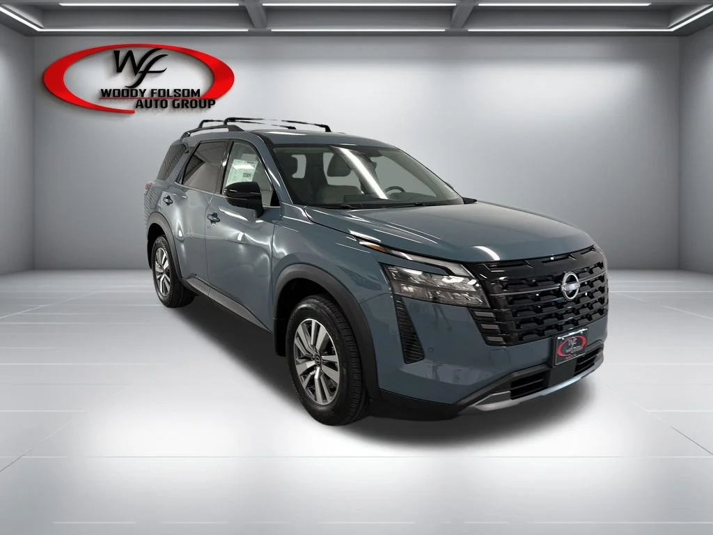 New 2026 Baltic Teal Pearl Nissan SL image 3