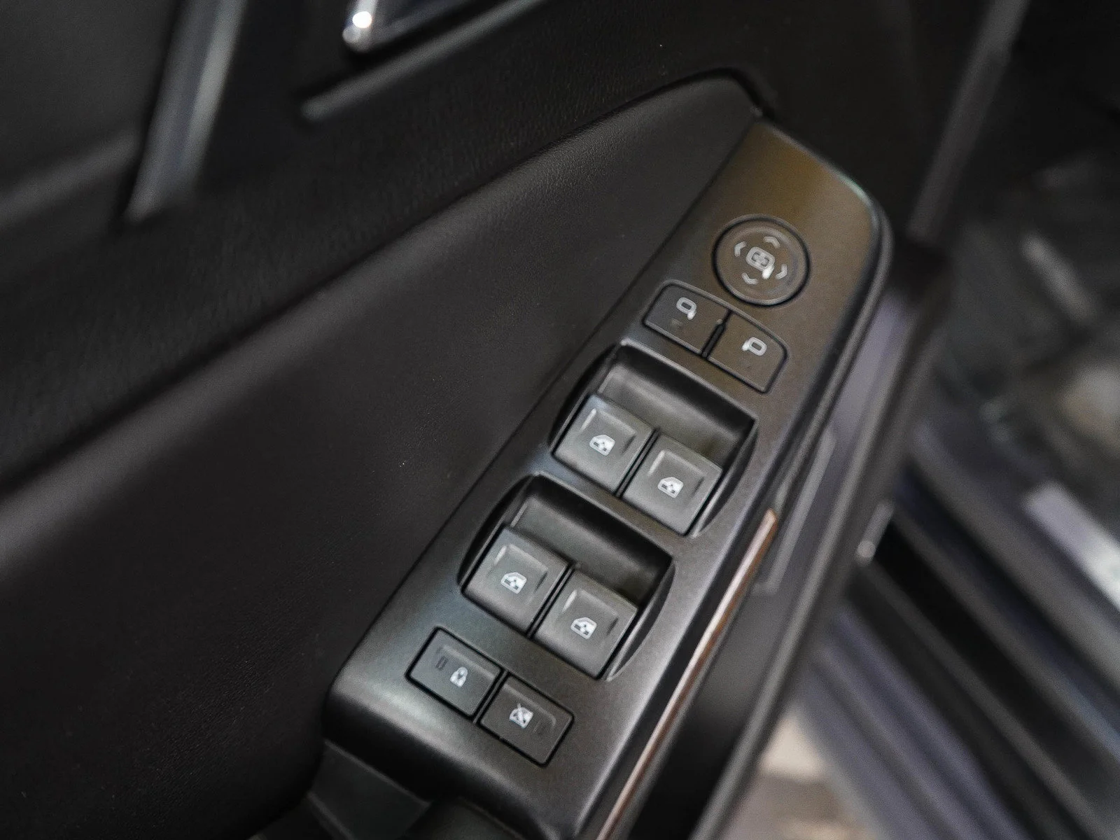 Used 2020 Black Chevrolet LT image 24