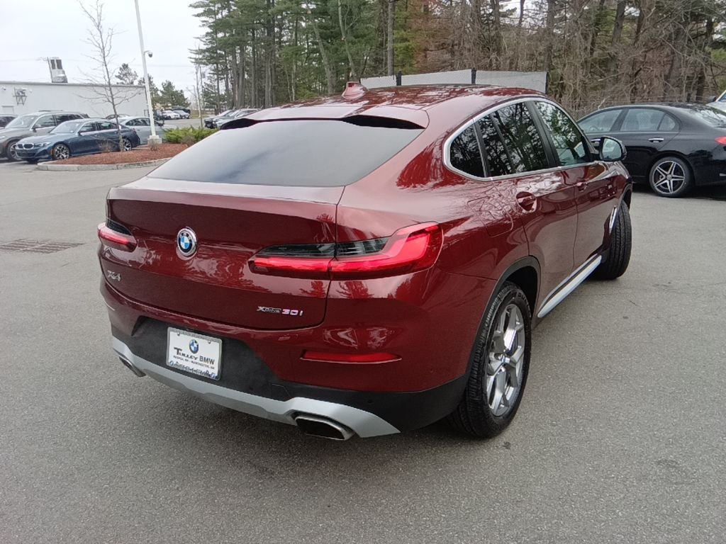 Used 2025 Aventurin Red Metallic BMW xDrive30i image 7