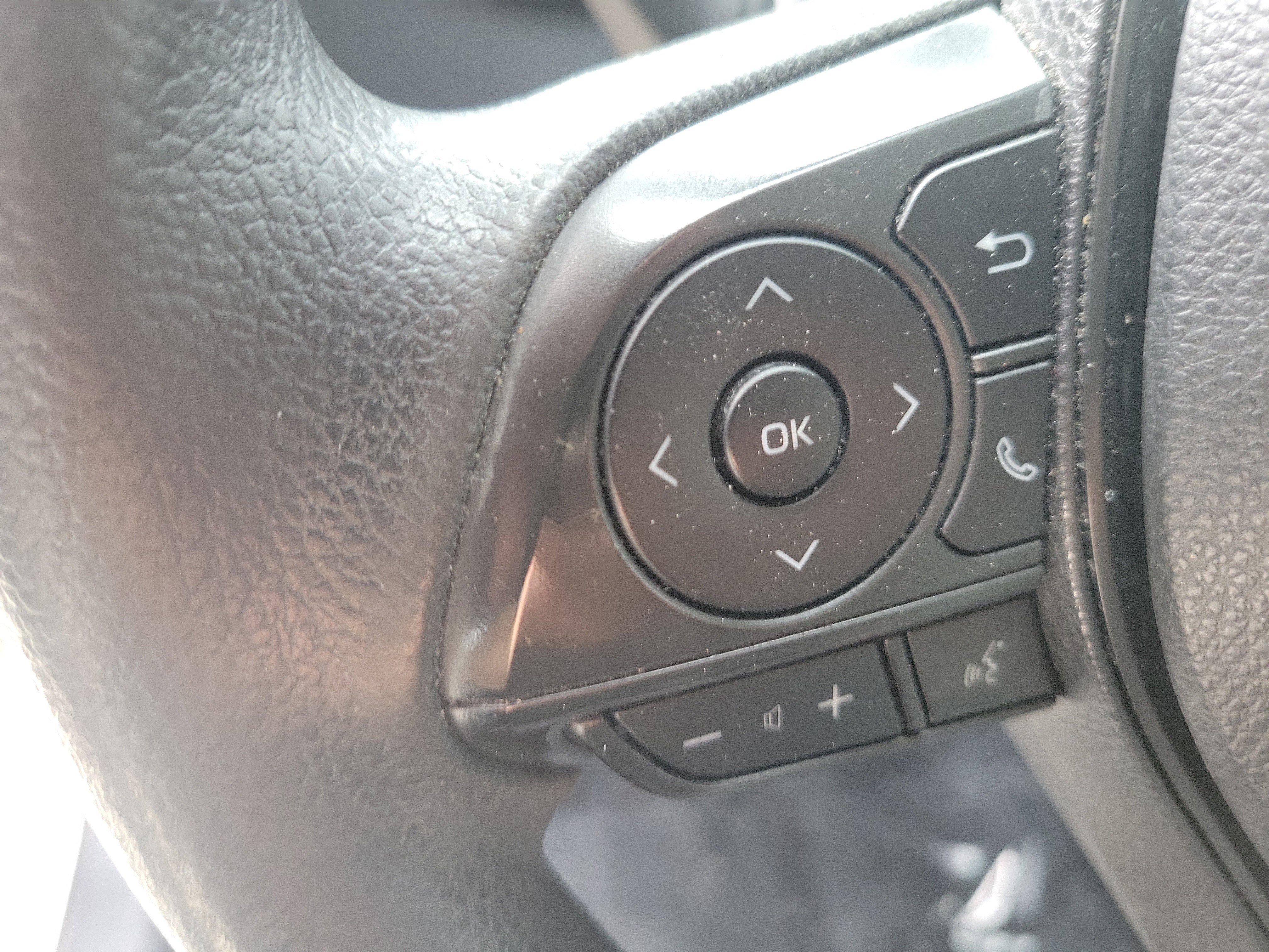 Used 2020 Classic Silver Metallic Toyota LE image 27