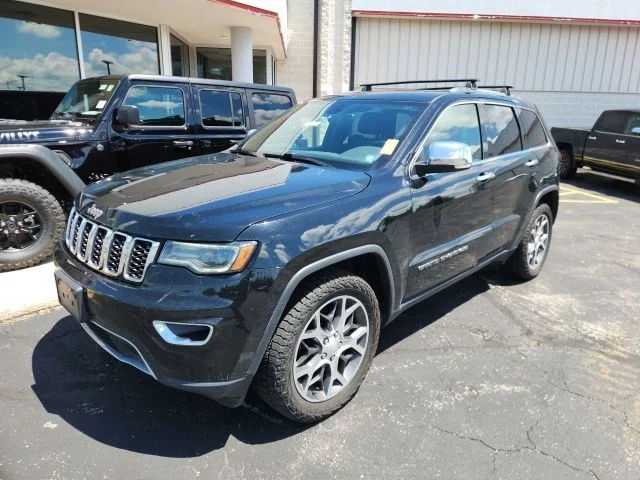 Used 2020 Jeep Grand Cherokee Limited with VIN 1C4RJFBG4LC122557 for sale in Manitowoc, WI