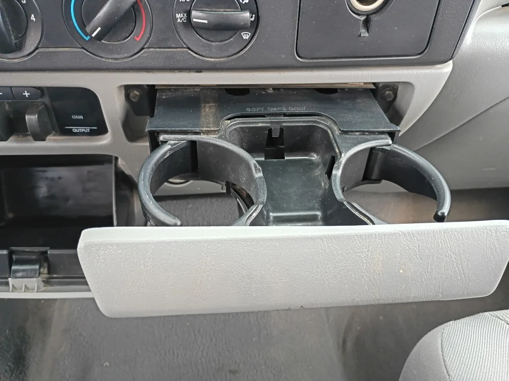 Used 2006 Oxford White Clearcoat Ford XLT image 32