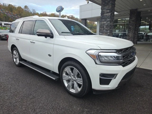 Used 2023 White Metallic Ford King Ranch image 2