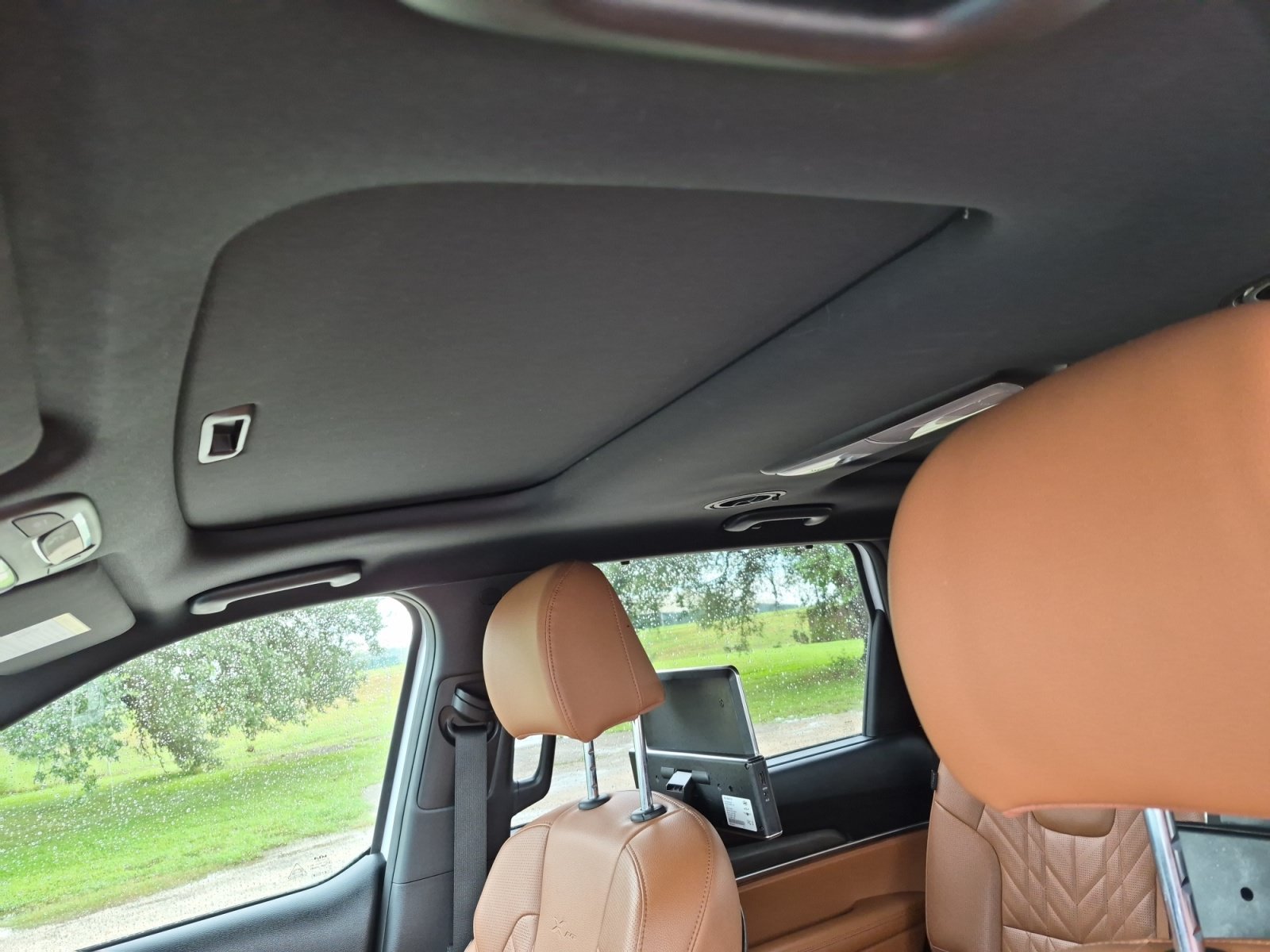 Used 2023 White Kia SX X-Pro image 19