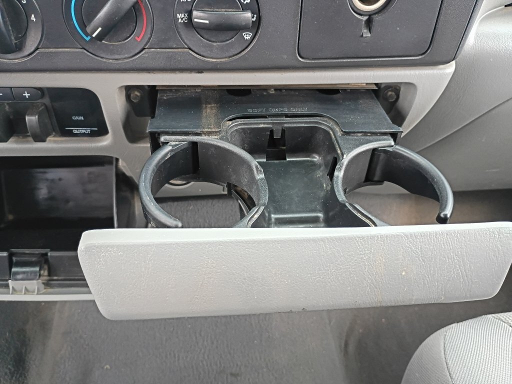 Used 2006 Oxford White Clearcoat Ford XLT image 32